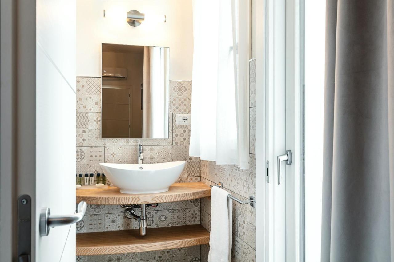 Lungomare Rooms Olbia Buitenkant foto